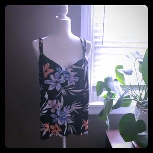 Plus floral tankini top